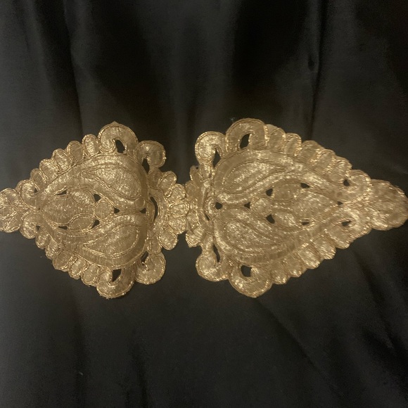 Desiner long gown for girls - Picture 3 of 3